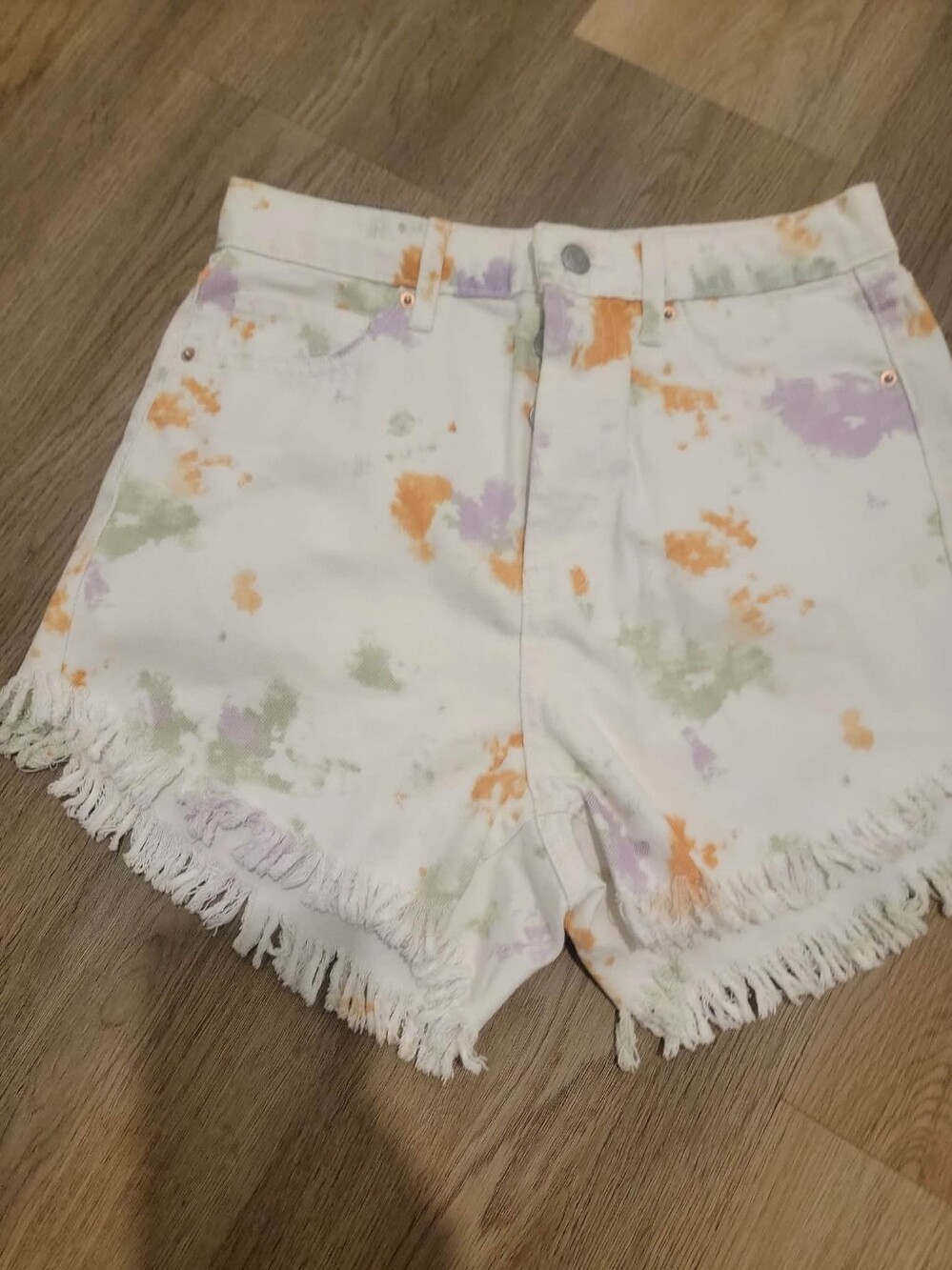 Wild Fable Sz 4 Highest Rise Tie Dye Denim Short Button Fly Fringed Hem 3"Inseam